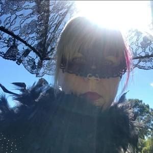 Meet your Posher, Sherry